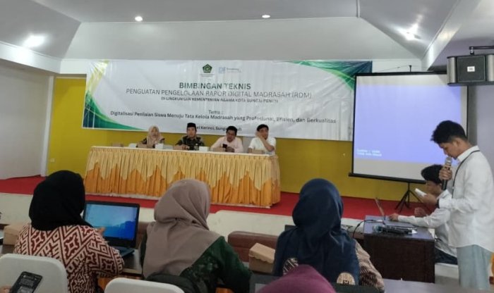 Tingkatkan Kompetensi, Operator RDM MTsN 1 Kota Sungai Penuh Ikuti Bimbingan Teknis Penguatan Pengelolaan RDM