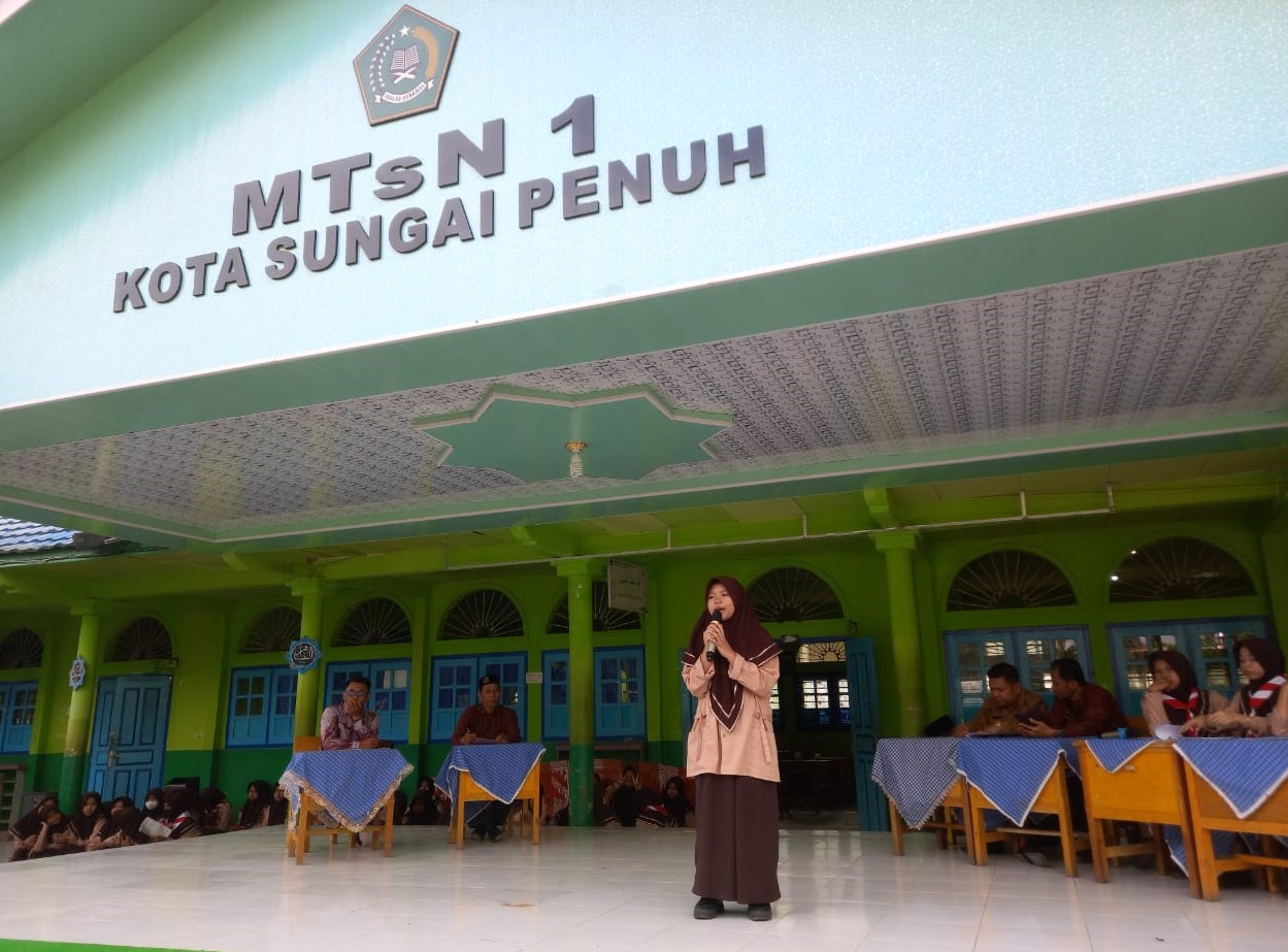 LOMBA KULTUM MERIAHKAN PERINGATAN ISRA MIâ€™RAJ DI MTSN 1 KOTA SUNGAI PENUH