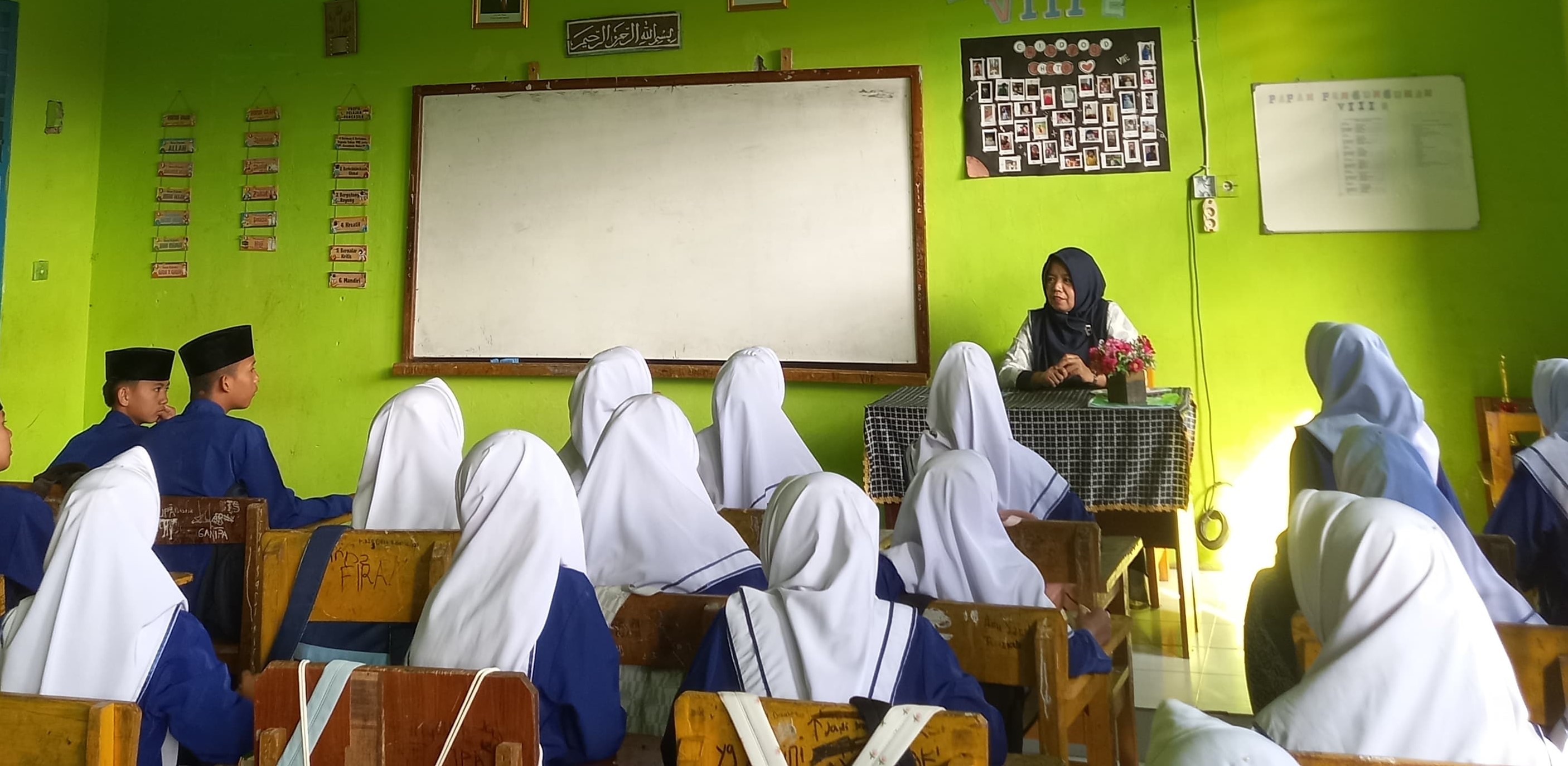 PEMBINAAN SISWA OLEH WALI KELAS DI MTsN 1 KOTA SUNGAI PENUH