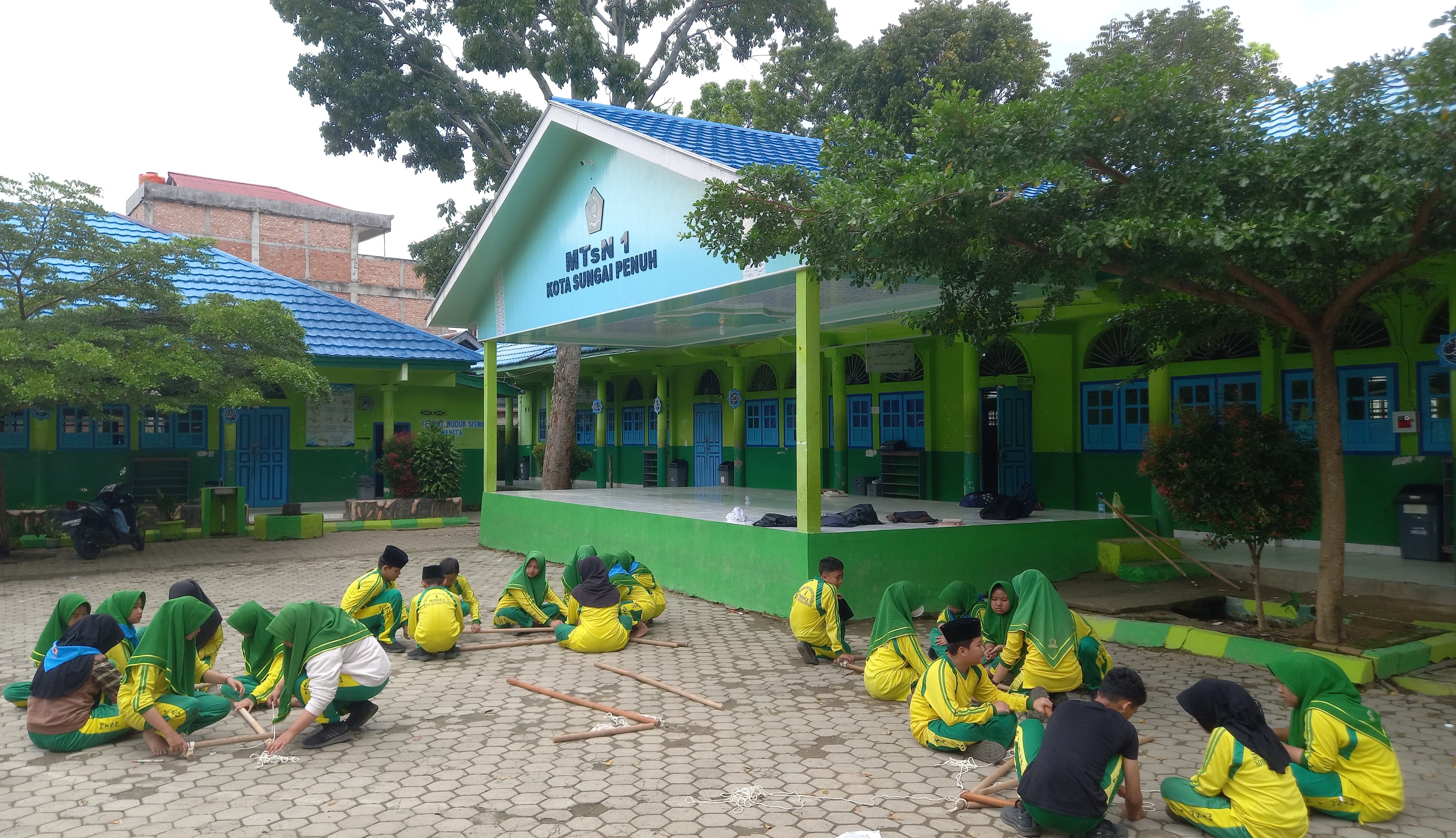 LATIHAN RUTIN PMR MTsN 1 KOTA SUNGAI PENUH