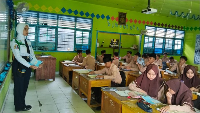SMK Penerbangan Padang Pariaman Gelar Sosialisasi di MTsN 1 Kota Sungai Penuh