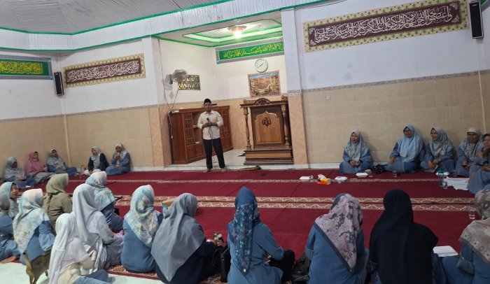 Persatuan Dharma Wanita MTsN 1 Kota Sungai Penuh Gelar Peringatan Maulid Nabi Muhammad SAW