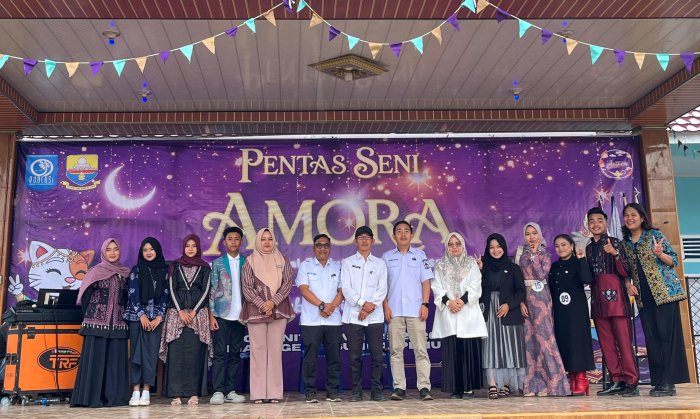 Merdu Suara, Gemilang Prestasi: 2 Siswa MTsN 1 Kota Sungai Penuh Tembus Final Lomba Solo Song