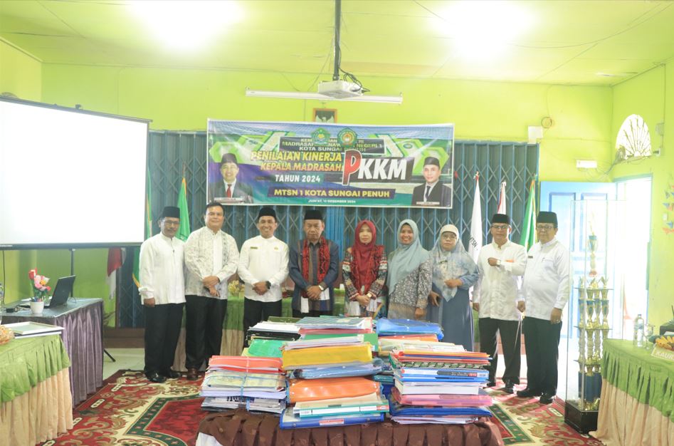 PENILAIAN KINERJA KEPALA MADRASAH ( PKKM ) MTsN 1 KOTA SUNGAI PENUH.