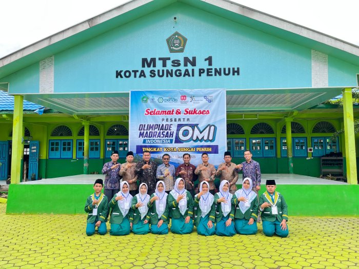 MTsN 1 Kota Sungai Penuh Kembali Ukir Prestasi Gemilang, 5 Siswa Melaju Ke OMI Tingkat Provinsi